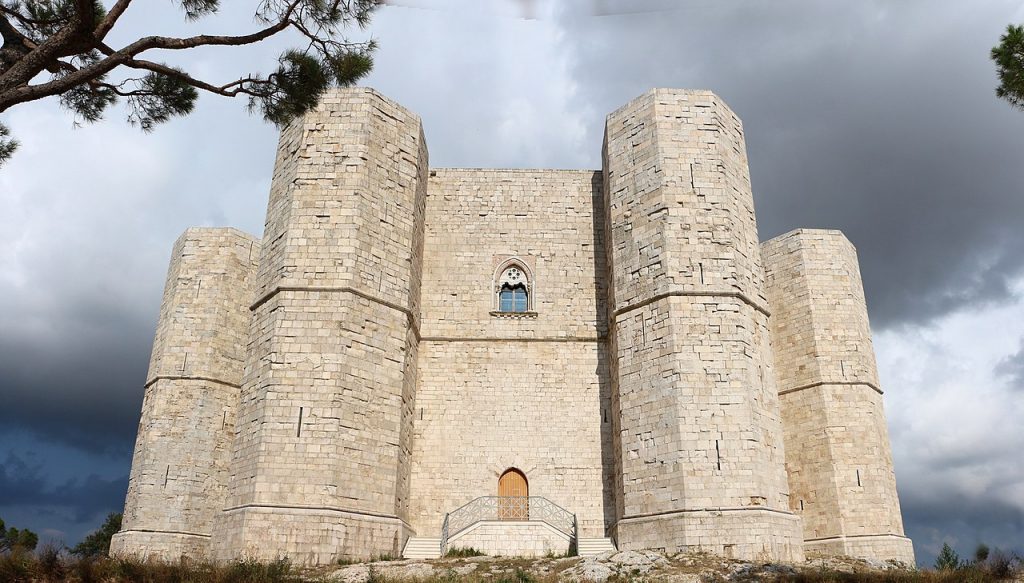 Castel del Monte, Puglia